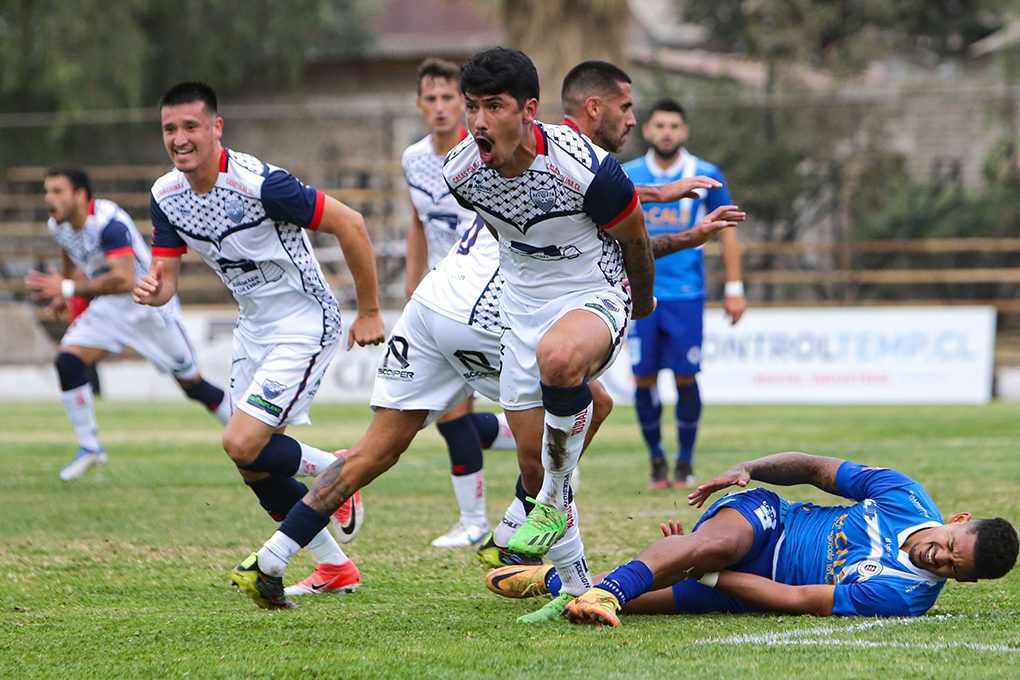 Campeonato Ascenso
Recoleta vs Santa Cruz
Fecha 10
Estadio Leonel Sanchez

 (Foto: Javier Di Biaggio)