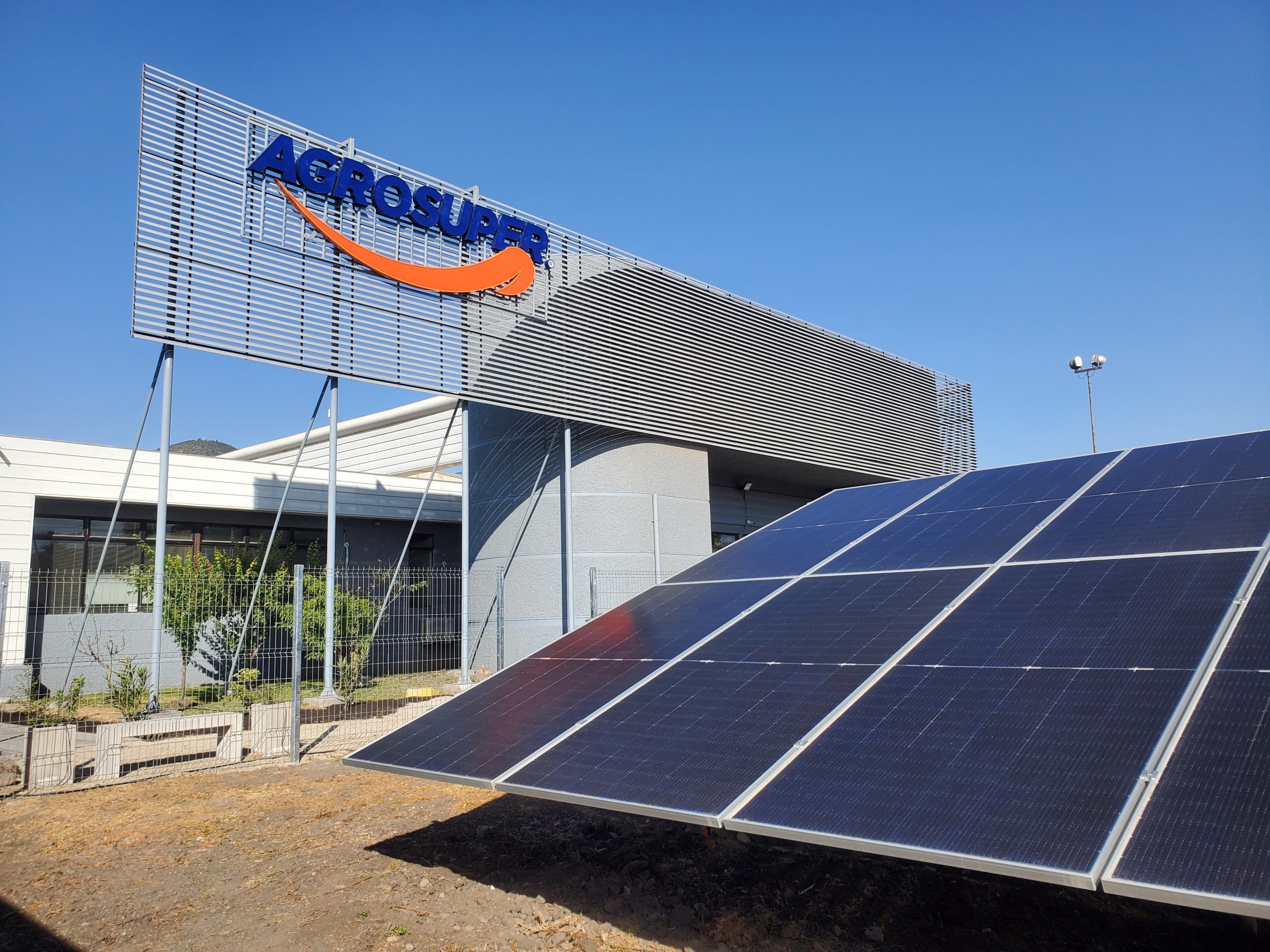 Sucursal Agrosuper paneles solares