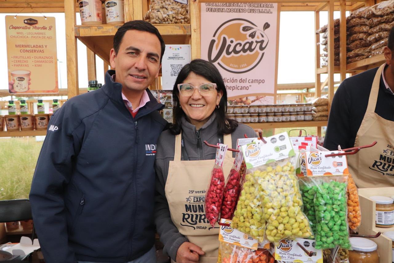 director con Felicita director con Felicita